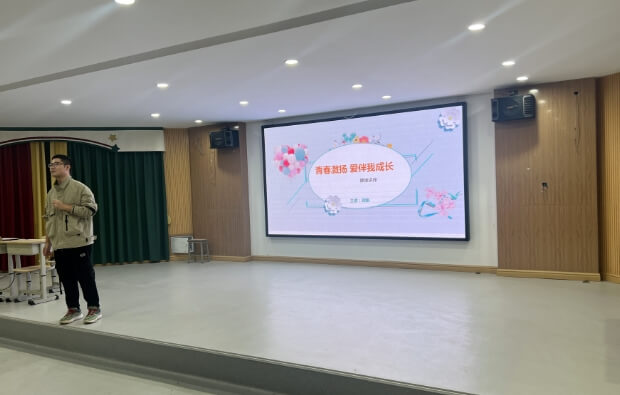 2024年成都市郫都区川科外国语学校怎么样_教学设施