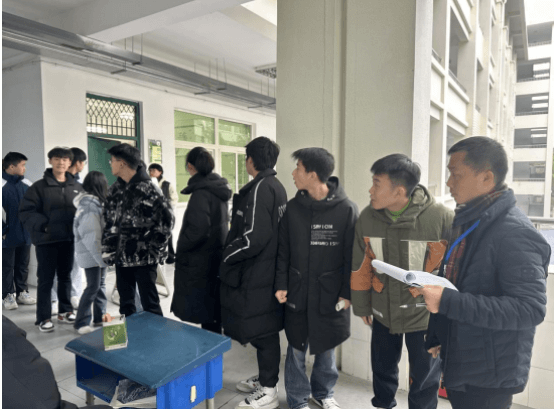 绵阳高新区实验中学 绵阳高新区实验中学