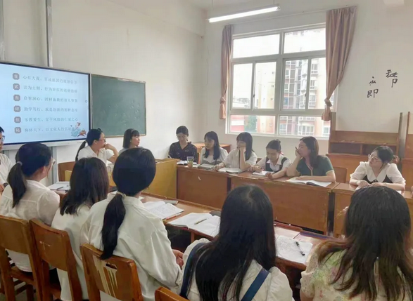 四川托普计算机职业学校 四川托普计算机职业学校