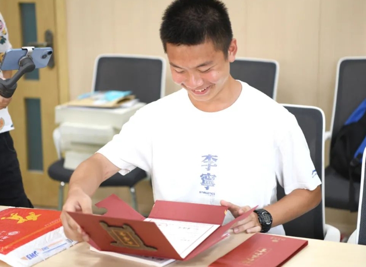 成都棠湖外国语学校 成都棠湖外国语学校