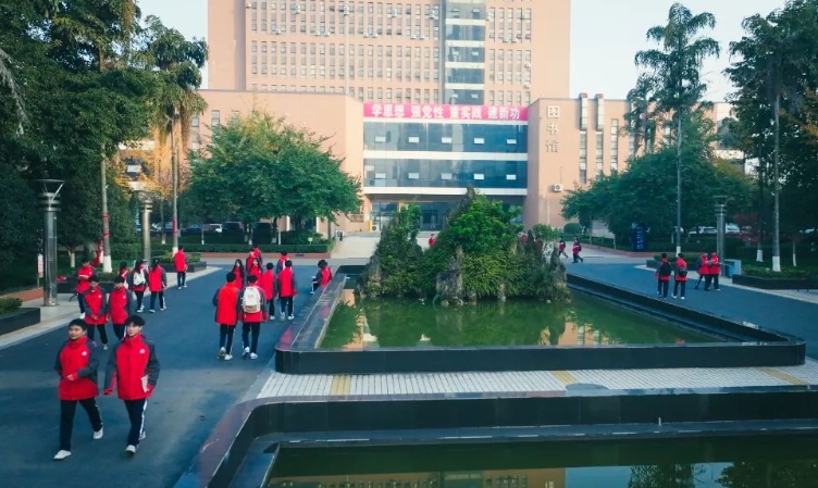 四川希望汽车技师学院