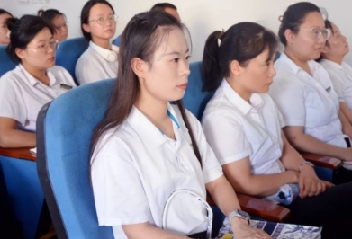 成都佳兴外国语学校 成都佳兴外国语学校