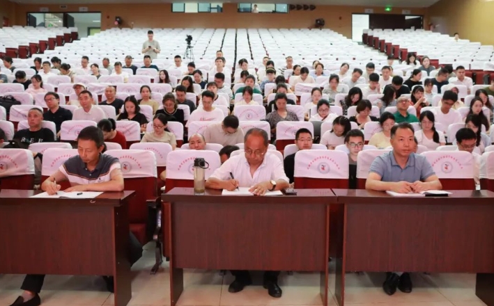 成都实外新都五龙山学校