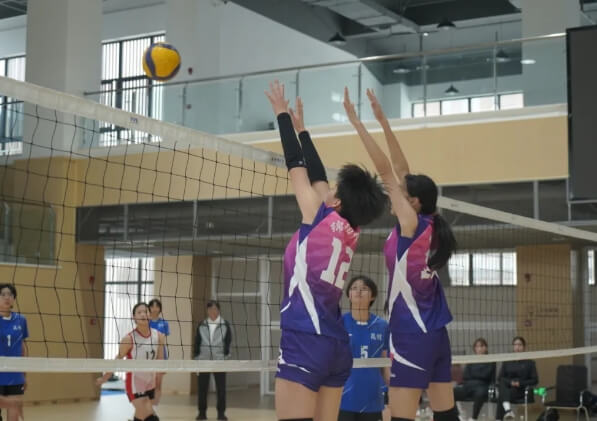 都江堰市领川实验学校 都江堰市领川实验学校