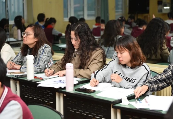 成都市温江区嘉祥外国语学校 成都市温江区嘉祥外国语学校