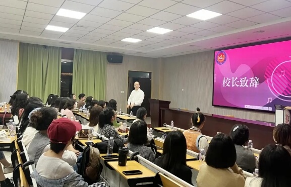 成都外国语学校 成都外国语学校