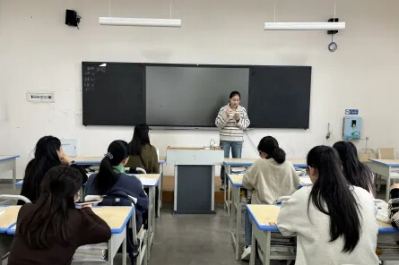 自贡旅游职高 自贡旅游职高