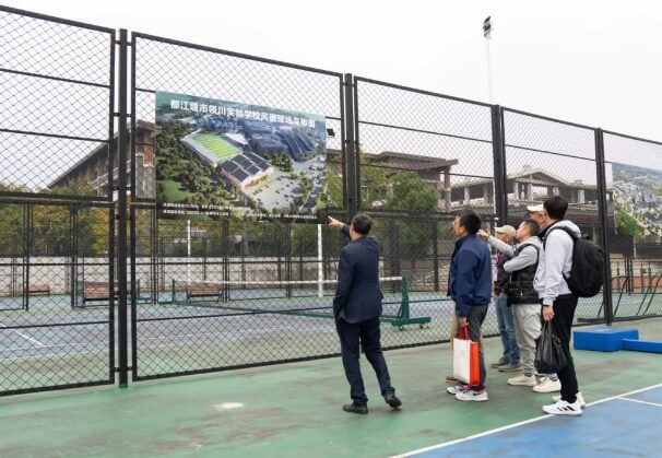 都江堰市领川实验学校 都江堰市领川实验学校