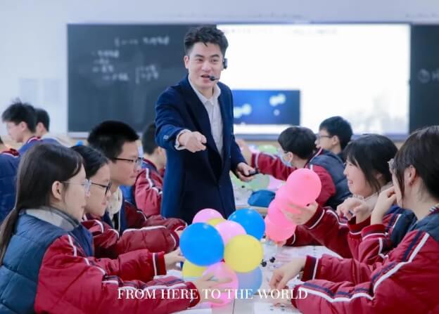 北外附属东坡外国语学校 北外附属东坡外国语学校