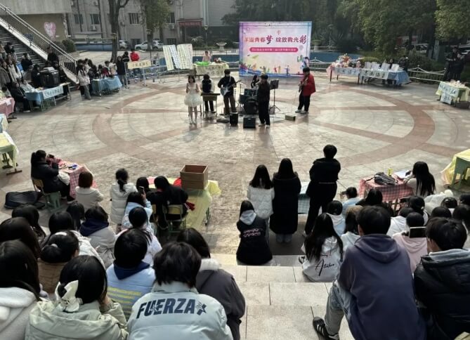 2025年四川省盐业学校办学成就如何_办学成就介绍