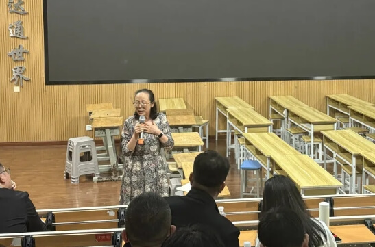 成都市实验外国语学校 成都市实验外国语学校