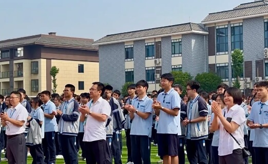 成都天翼高中 成都天翼高中