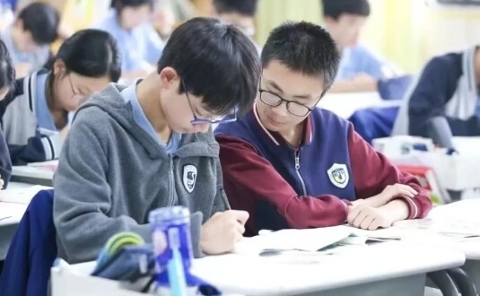 北外附属东坡外国语学校 北外附属东坡外国语学校