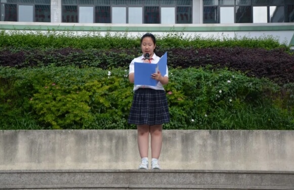2025年成都新世纪外国语学校录取分数线高吗_录取分数线介绍