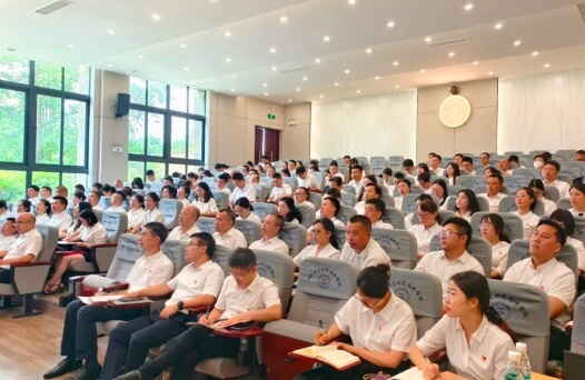 四川矿产机电技师学院 