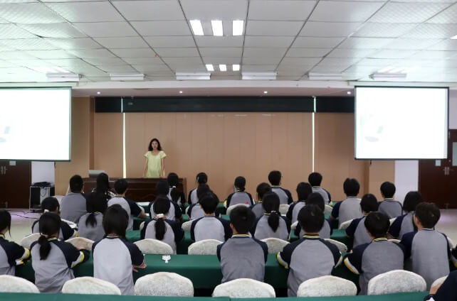 四川托普学校 四川托普学校