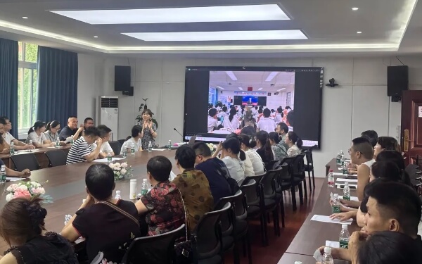 四川省崇州市崇庆中学 四川省崇州市崇庆中学