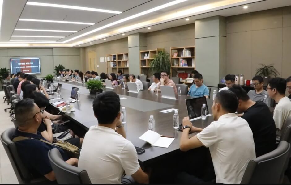 成都市彭州市中学 成都市彭州市中学