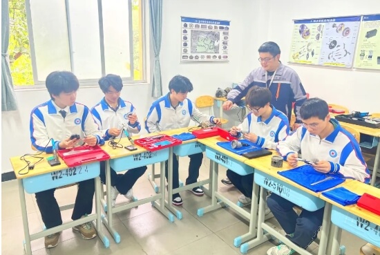 四川五月花技师学院 四川五月花技师学院