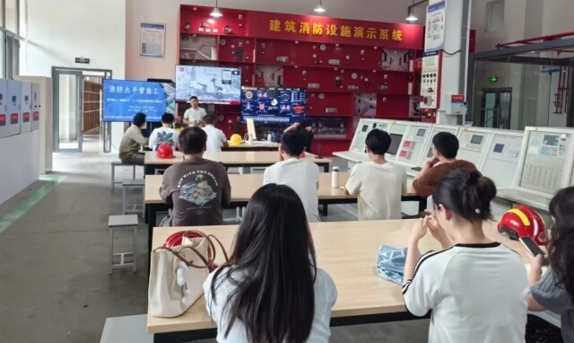 南充科技职业学院 南充科技职业学院