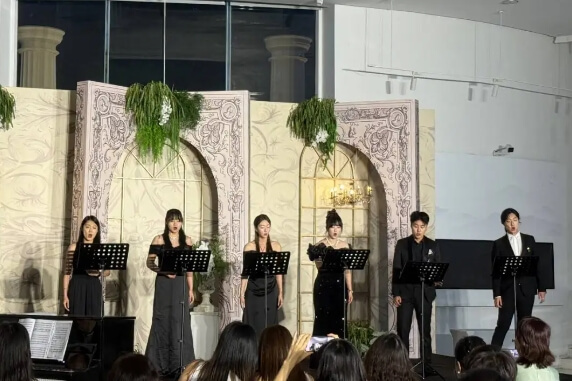四川文化艺术学院 四川文化艺术学院