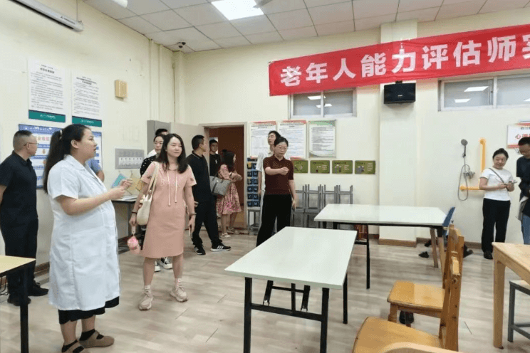 崇州市职教中心