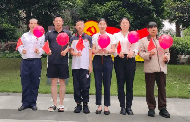 彭州市宏德学校 彭州市宏德学校