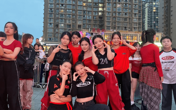 四川省南充卫生学校