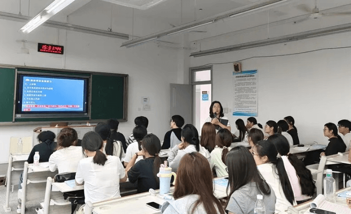 温江二中