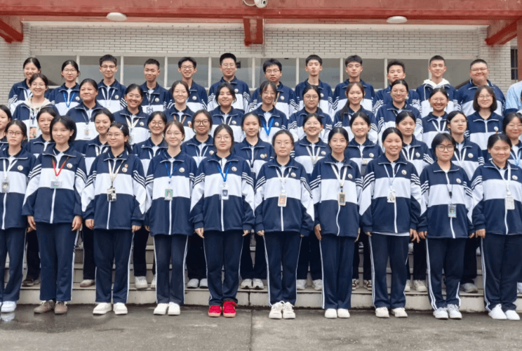 四川省江油市太白中学