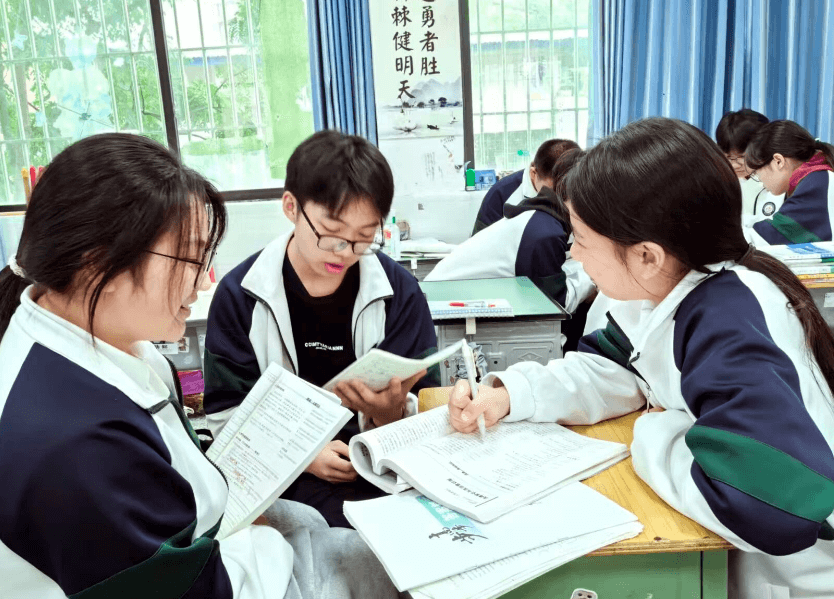 华达高中 华达高中