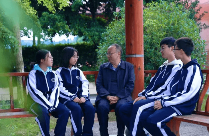 仁寿新科学校 仁寿新科学校