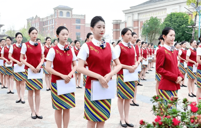 四川航空旅游职业学院 四川航空旅游职业学院