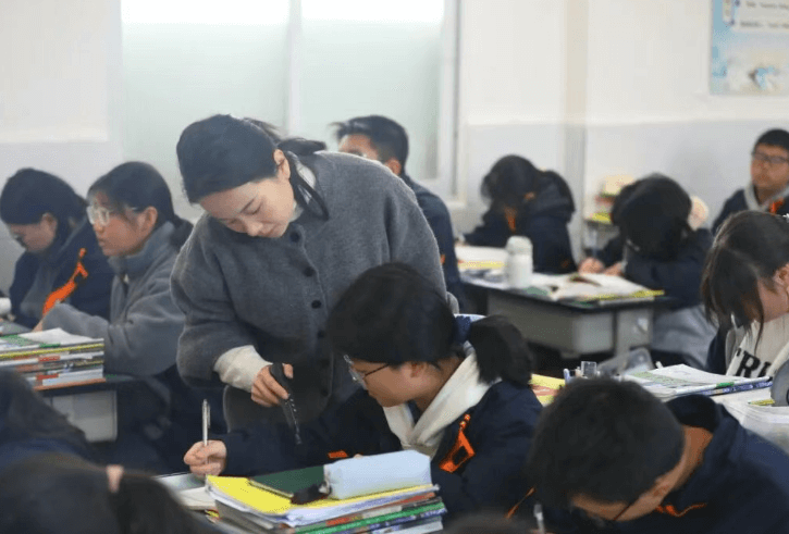 眉山育英学校 眉山育英学校