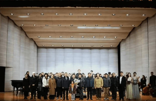 四川文化艺术学院