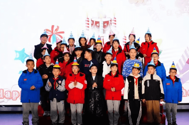 成都市龙泉驿区西川汇锦都学校