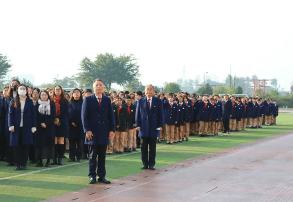成都实外新都五龙山学校