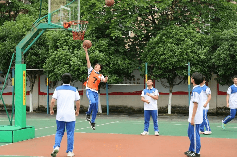 四川省彭州市第一中学