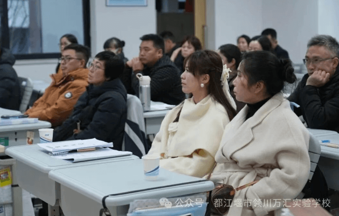 都江堰市领川实验学校