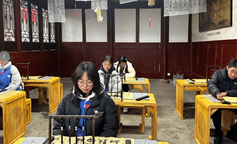 成都石化工业学校 成都石化工业学校