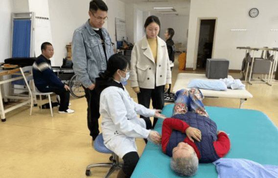 资阳口腔职业学院