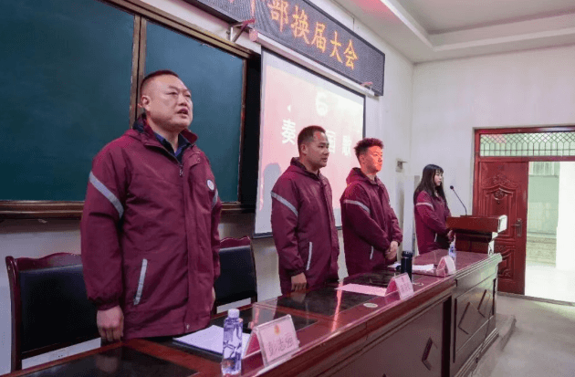 四川省南充外国语中等专业学校 四川省南充外国语中等专业学校