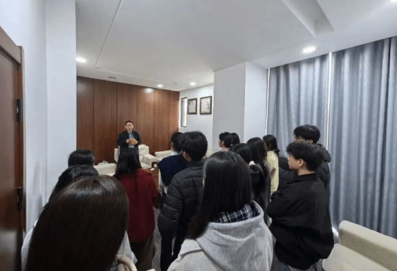 四川省兴文县职业技术学校