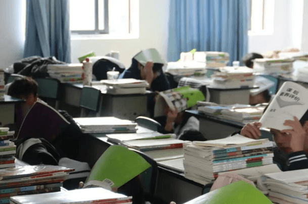 成都广信数字技术职业学校