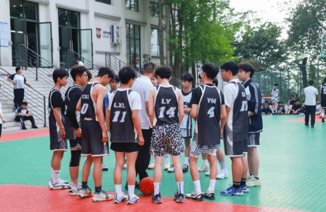 成都市龙泉驿区东竞高级中学