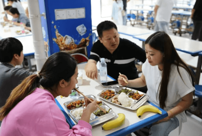 崇州市综合高中 崇州市综合高中