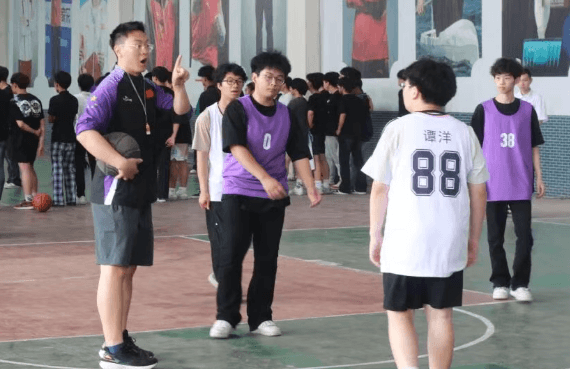 蓬溪绿然学校 蓬溪绿然学校