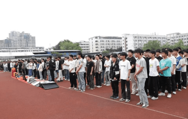 遂宁市职业技术学校