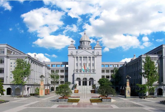 成都市金牛区协同外语学校环境