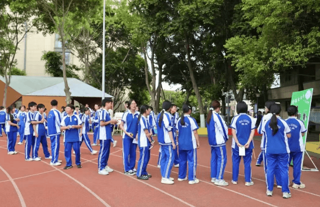 成都佳兴外国语学校 成都佳兴外国语学校